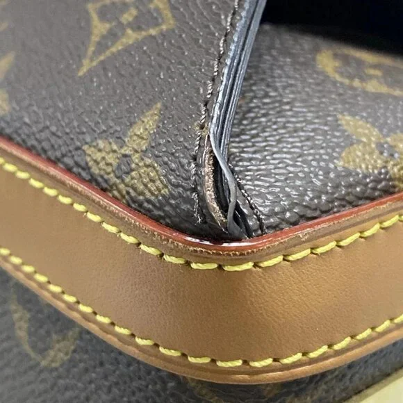 LOUIS VUITTON Milk Box Monogram Shoulder Bag Monogram Canvas - Picture 4 of 15